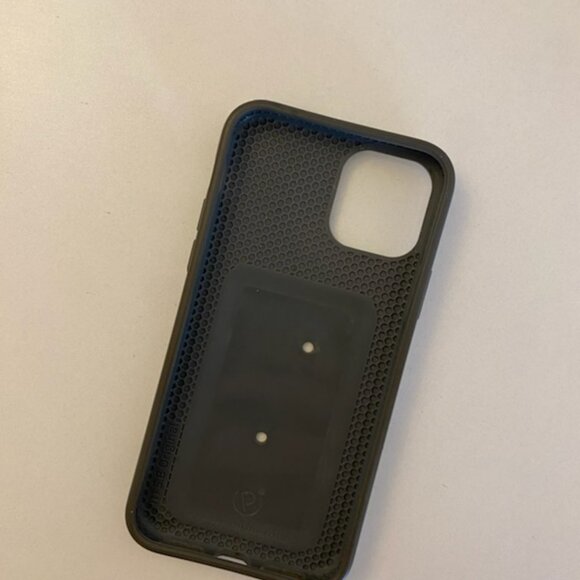 IPHONE 11 PRO Loopy Phone Case Gray Snakeskin PREOWNED Rubber Loopy NOT Included - Picture 3 of 4